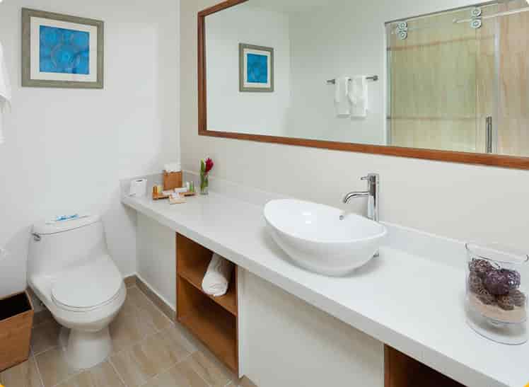 Waves Hotel & Spa by Elegant Hotels